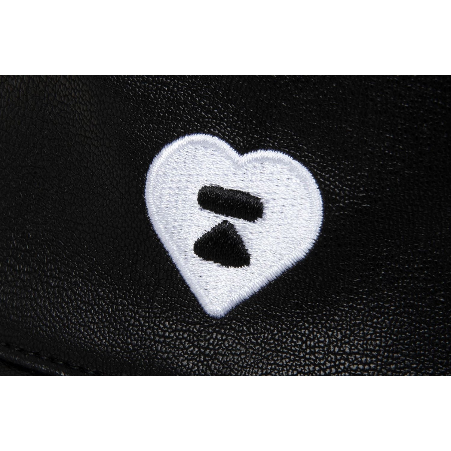 APEE LOGO DOUBLE SIDED BUCKET HAT LADIES